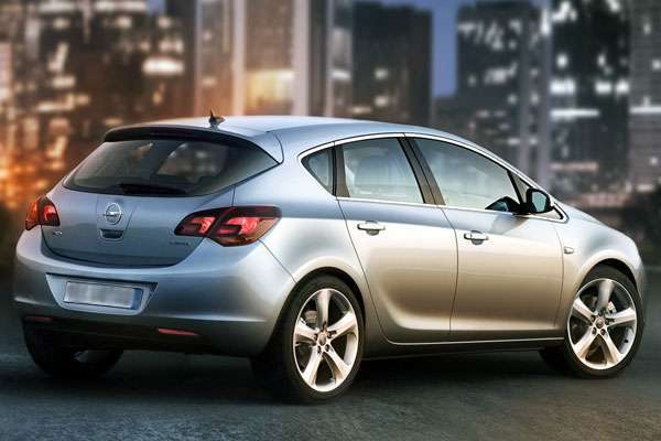 Opel Astra новая (фото-3)