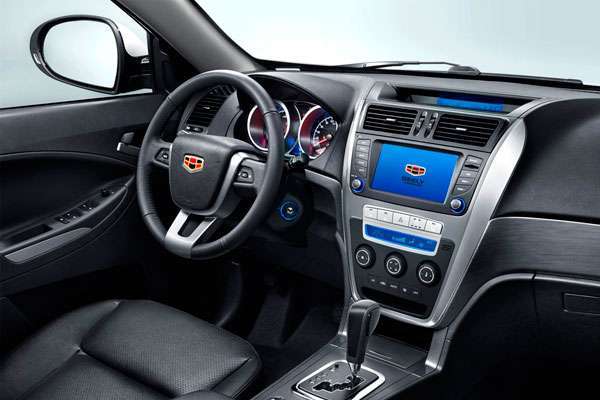 Geely Emgrand X7 фото салона