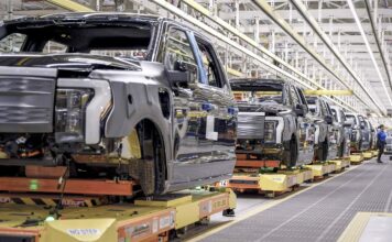 A cadeia de suprimentos do F-150 da Ford foi atingida novamente quando a fábrica da Novelis sofreu o terceiro incêndio