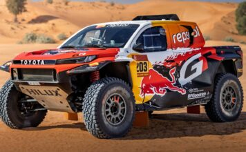 Toyota presenta Hilux listo para rally para el Dakar 2026