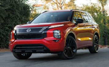 Nissan Rogue híbrido enchufable: un Mitsubishi rebautizado