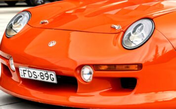 Mazda RX-7 pesantemente modificata non viene venduta all’asta