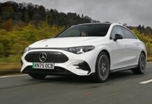 Загроза для електромобілів: автомобільна промисловість Великобританії попереджає про дорожні збори за милю проїзду