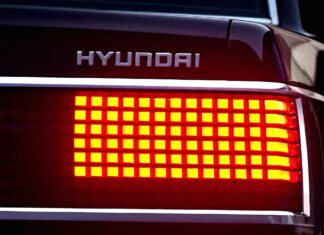 Hyundai oživuje Sonátu: Kombinace retro designu a hybridního výkonu