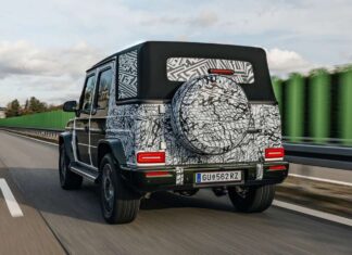 Mercedes-Benz revive Classe G Cabriolet com design de quatro portas