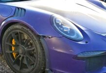 Розбитий Porsche 911 GT3 RS: рідкісна можливість відновлення