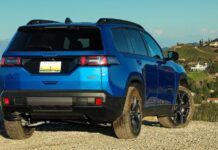 Jeep Cherokee Повертається у 2026 році: Гібридна Реінкарнація