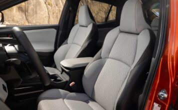Subaru Uncharted Interior: Перший погляд на електричний позашляховик 2026 року