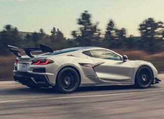 2026 Chevrolet Corvette ZR1X: Neužitečná rychlost v těle