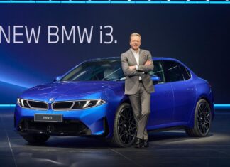 Kesuksesan Tenang BMW: Bagaimana Oliver Zipse Mengarahkan Perusahaan Melalui Turbulensi