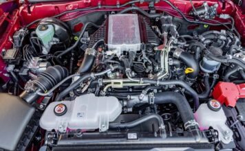 Невбиваний Двигун Toyota: 25-річна Спадщина 1HZ