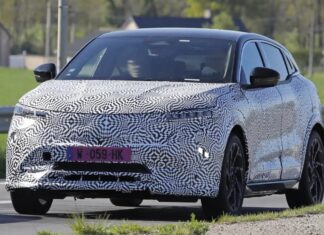 Renault prepara una importante actualización de mediana edad para Megane E-Tech para aumentar la autonomía y la tecnología