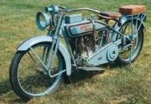Harley-Davidson J 1916: Стрибок у стилі та останній сірий мотоцикл