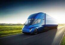 Tesla представила напівпричіп Semi та родстер наступного покоління: характеристики, запас ходу та продуктивність